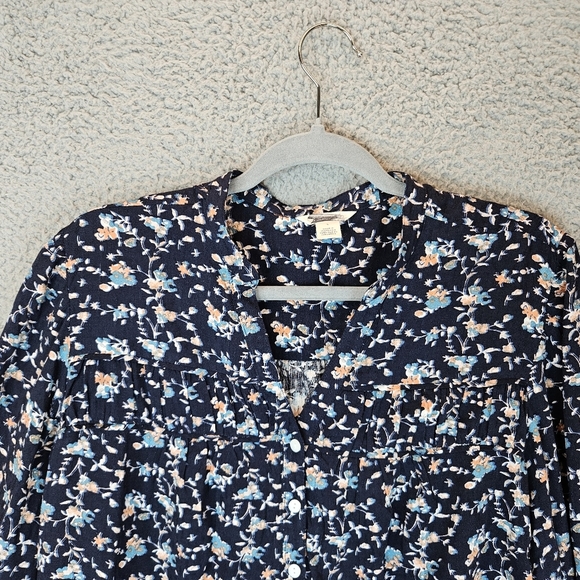 Caslon Women Blue Popover Top Sz L Floral Elastic Wrist Peasant 1/4 Button Front - Picture 2 of 11